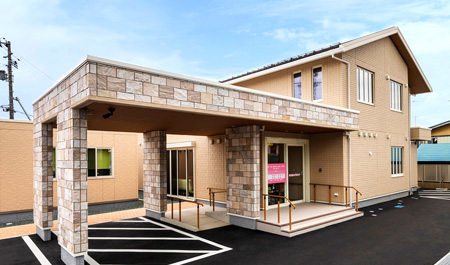 たかしクリニック外観